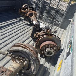 F250 AXLES 4X4 2008 PRICE 1200 FOR SET  FRONT AND REAR 