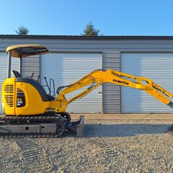 2015 Komatsu Pc30 Excavator 
