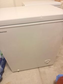 Hisense White Chest Freezer