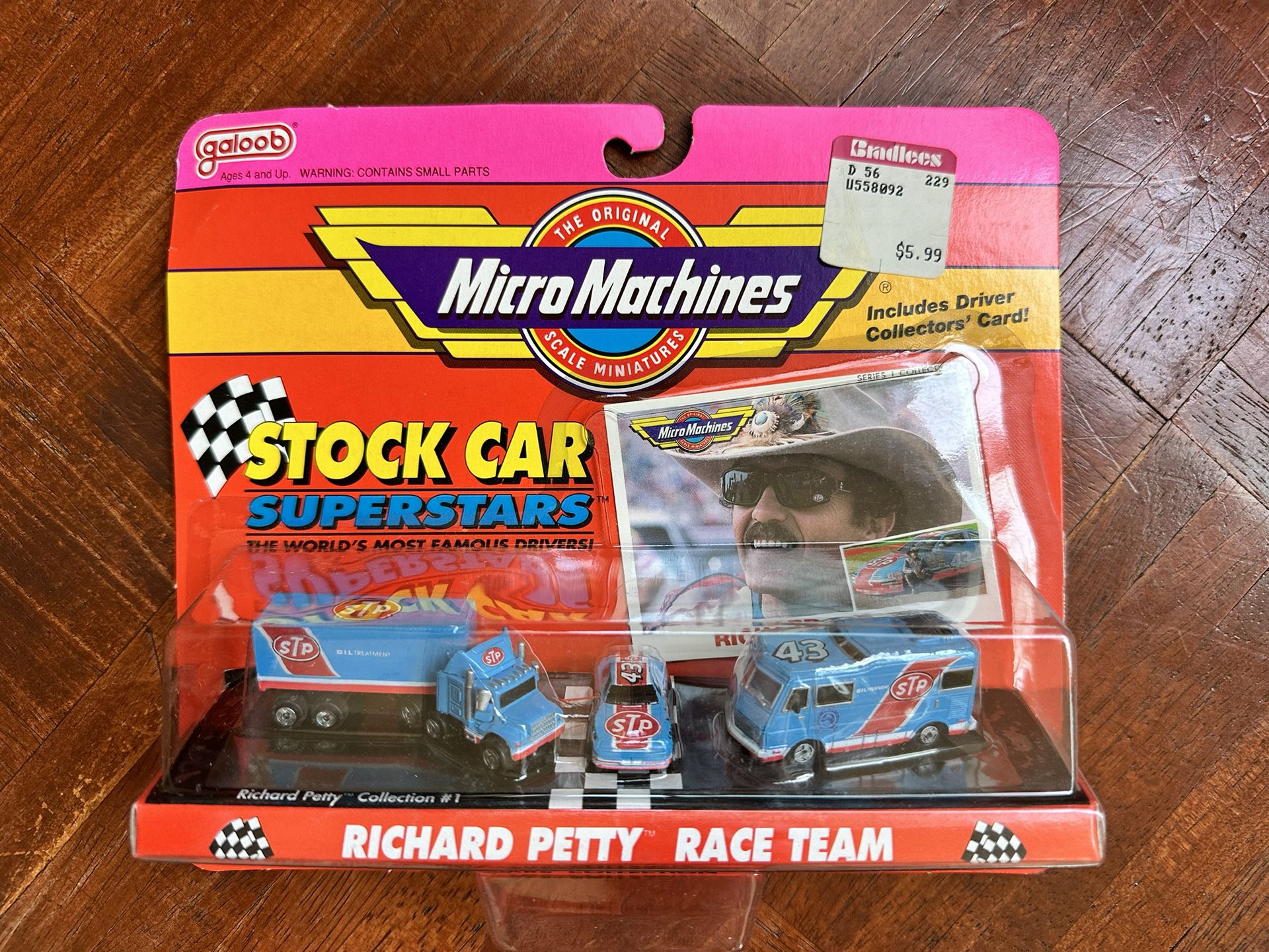 Vintage Original 1991 Galoob Micro Machines Richard Petty Race Team MOSC