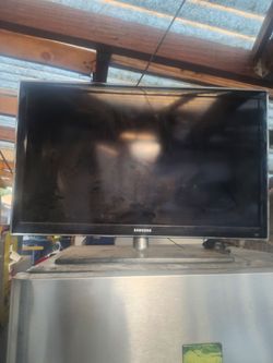 Samsung 31 inch diagonal TV