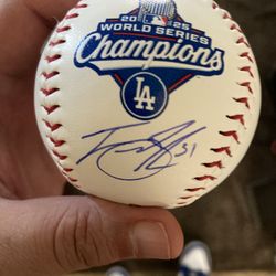 Los Angeles Dodgers Autographed Baseball 