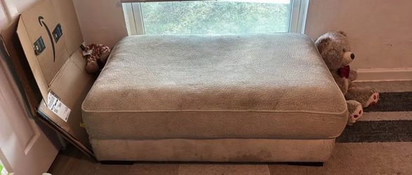 Large Ottoman