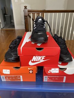 NIKE sneakers Women’s size 6
