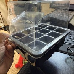 Brand New Unused Seed Starter Tray w/ Grow Light, 5 Pack