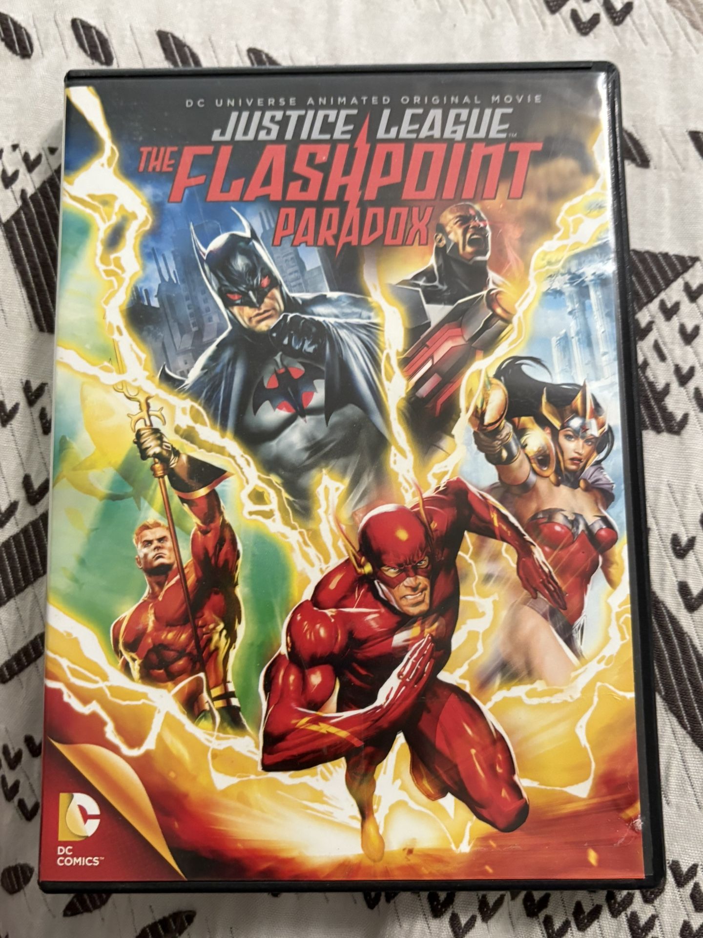 Justice League Flashpoint Paradox DVD $5