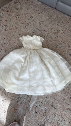 First Comunion drees