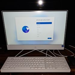 Hp ALL IN ONE 22 dd0224 PC (USED LIKE NEW)