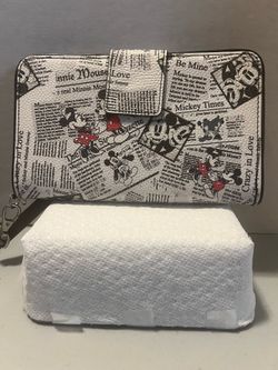 Disney Mickey & Minnie Mouse Comic Newspaper Print Zip Around Wallet Organizer