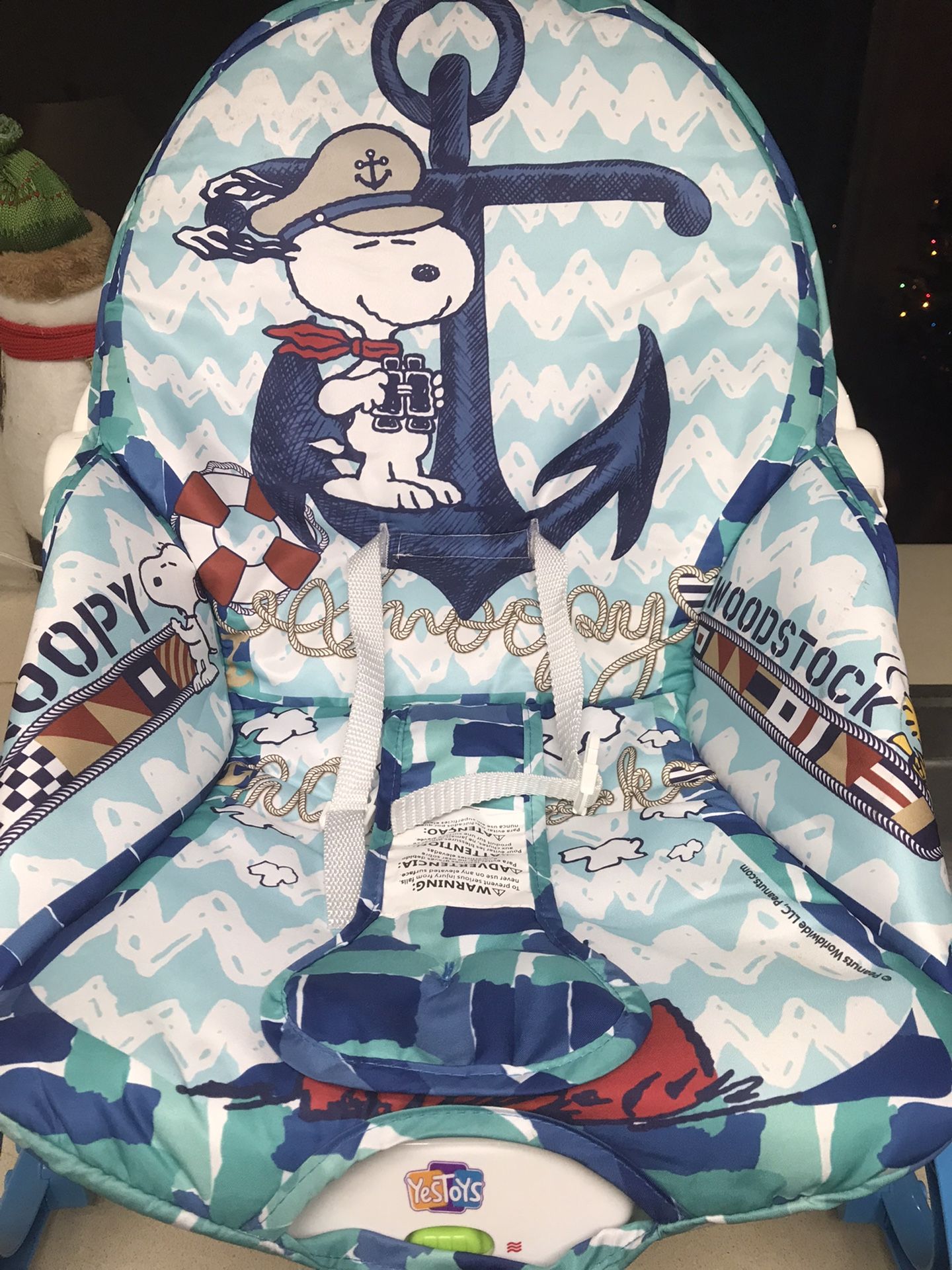 YES TOYS SNOOPY BABY ROCKER
