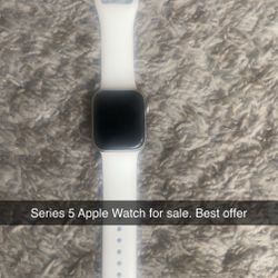 Series 5 Apple Watch $100  !!!