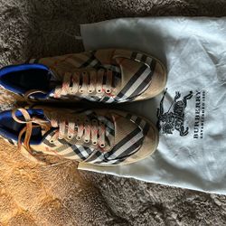 Burberry Shoes 