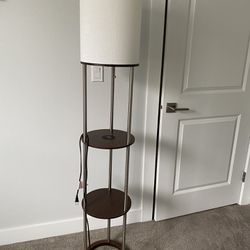 Lamp With Qi Charger