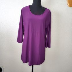 NWOT Women’s Creation Elbow Sleeve Purple Top Size: Large  