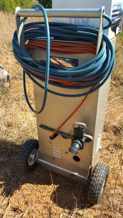 Commercial Carpet Cleaner