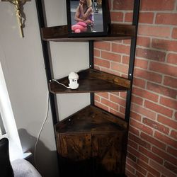 Corner Shelf 