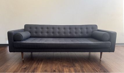 The HD Buttercup Capetown Sofa and chair