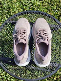 Women's saucony triumph 23 running shoes
