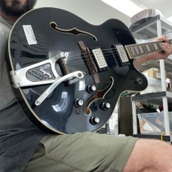 Bigsby Guitar 