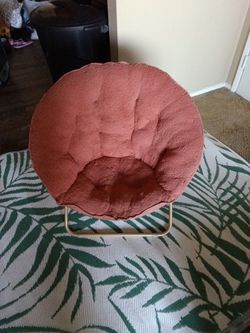Adult size saucer chair