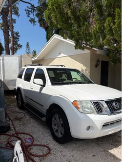 2011 Nissan Pathfinder