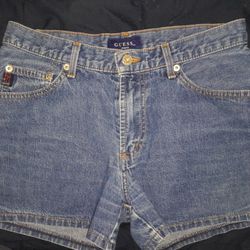 VINTAGE GUESS SHORTS 