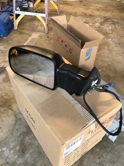 Chevy original power extending tow mirrors