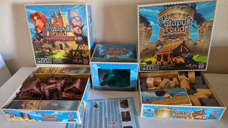 Catapult Feud 2 board games + Hydra Expansion