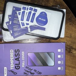 iPhone 15 Plus/16 Plus Screen Protectors