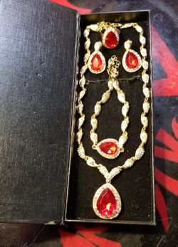Garnet & Diamond Costume Jewelry Set 