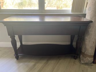 Vintage living room sofa table