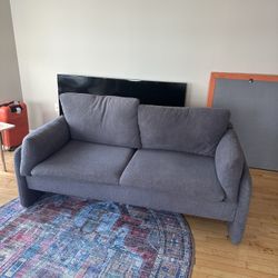 Boucle Couch
