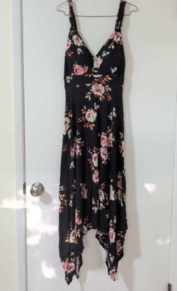 Floral Handkerchief Hem Midi Dress