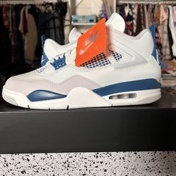 Air Jordan 4 Military Blue 