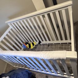 Free White Crib