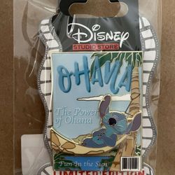 D23 Stitch Pin DSSH Ohana Magazine