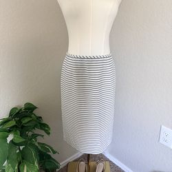 Calvin Klein fair white black striped pencil skirt size 8
