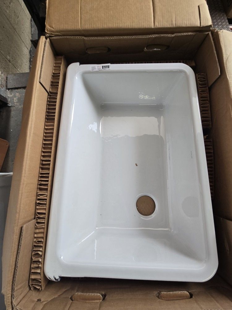 Kohler
Whitehaven 32-11/16" Self-Trimming Farmhouse Single Basin Enameled Cast Iron Kitchen Sink