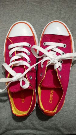 Girls Converse All-Stars