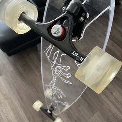 Longboard - Skeleton Hands (with Light up wheels)