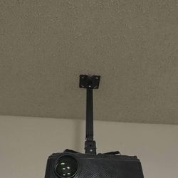 Lucid Entertainment Projector 