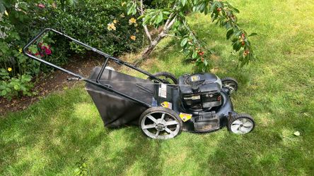 Yard machine, push mower, runs great
