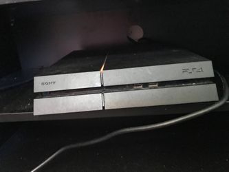 Play Station 4 very Gently Used