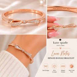 💖Free with additional Jewelry Purchase🌟 Kate Spade New York Love Notes Hinged Bangle Bracelet
