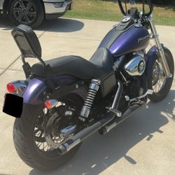 *Reduced*2010 Harley Davidson Dyna Street Bob