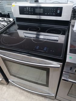 Samsung stainless steel induction glass-top stove - Free delivery