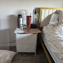 Bedside Table 