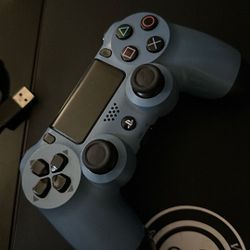 PS4 Black Edition 