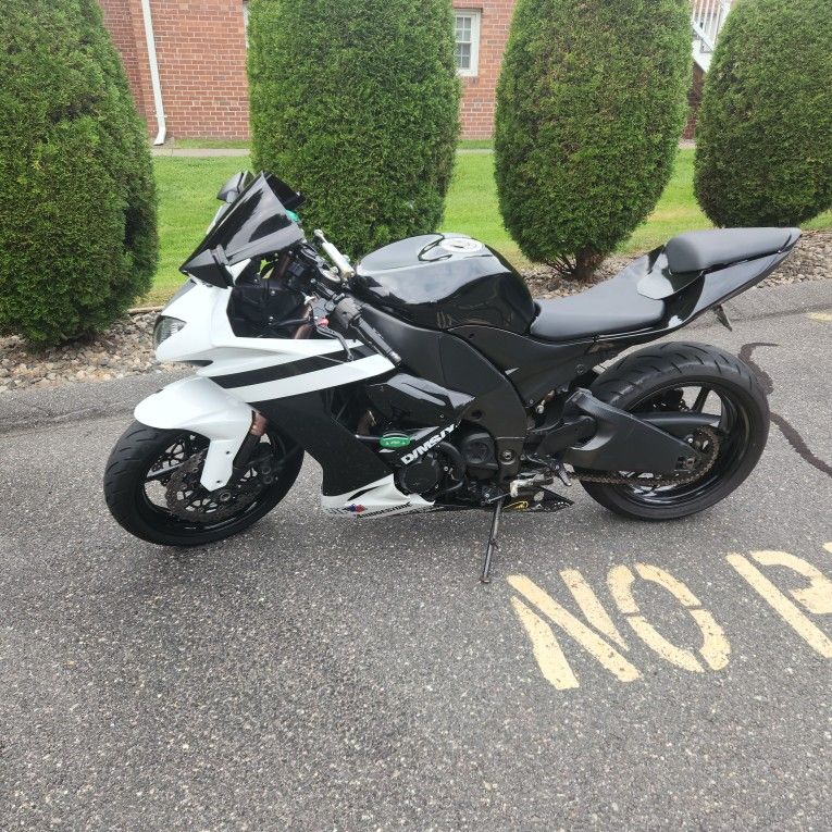 2008 Kawasaki ZX10R