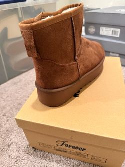 MUST GO! Forever Brown Suede Mini Platform Boot - Size 7